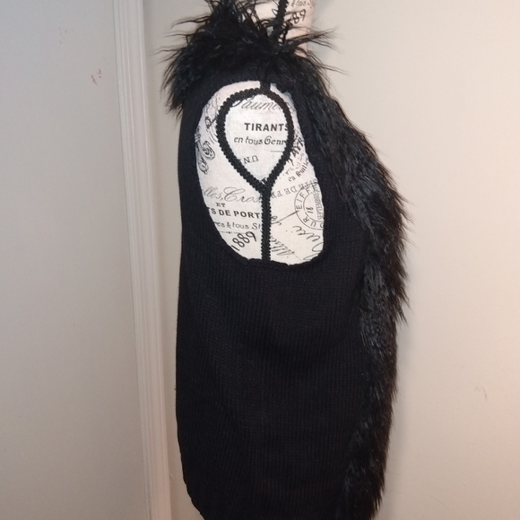 from NWT IN San Francisco Designer Sweater - Picture 2 of 7